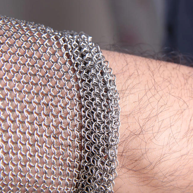 خدمة إصلاح قفازات Chainmail الاحترافية: إطالة عمر معدات السلامة الخاصة بك