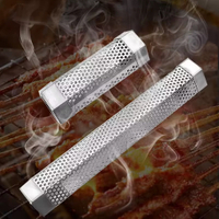 Tube/g&eacute;n&eacute;rateur de fum&eacute;e pour barbecue